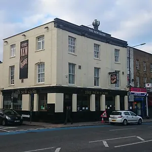 New Globe 3*, Londra Birleşik Krallık